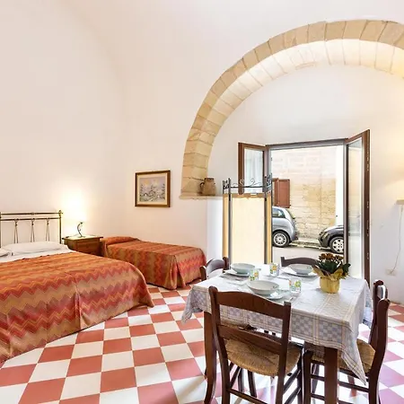 L'antico Palazzo Vernole